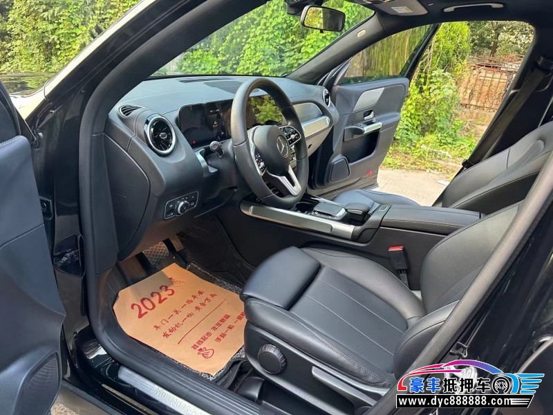 22年奔驰GLBSUV抵押车出售