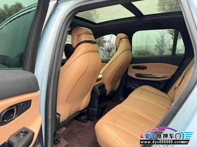 22年蔚来ES6轿车抵押车出售