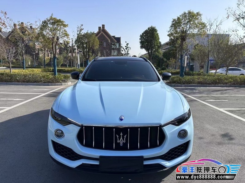 20年玛莎拉蒂莱万特轿车抵押车出售