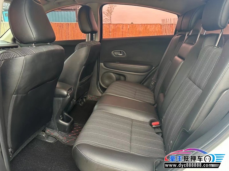 15年本田缤智轿车抵押车出售