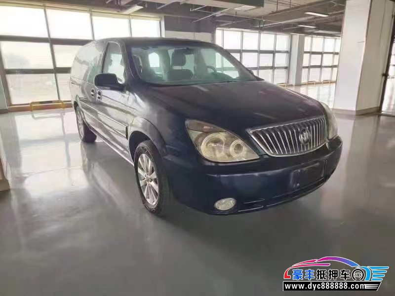 17年别克GL8轿车抵押车出售