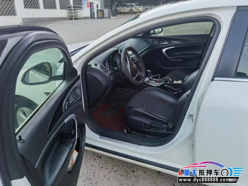 16年别克君威轿车抵押车出售