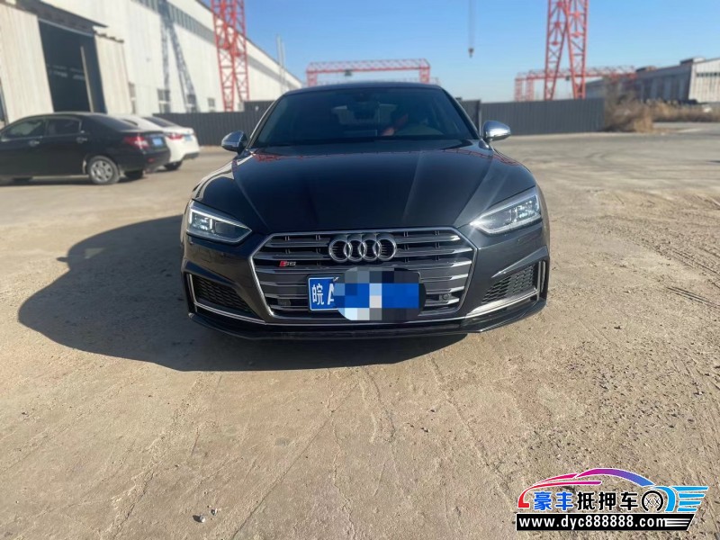 19年奥迪S5轿车抵押车出售