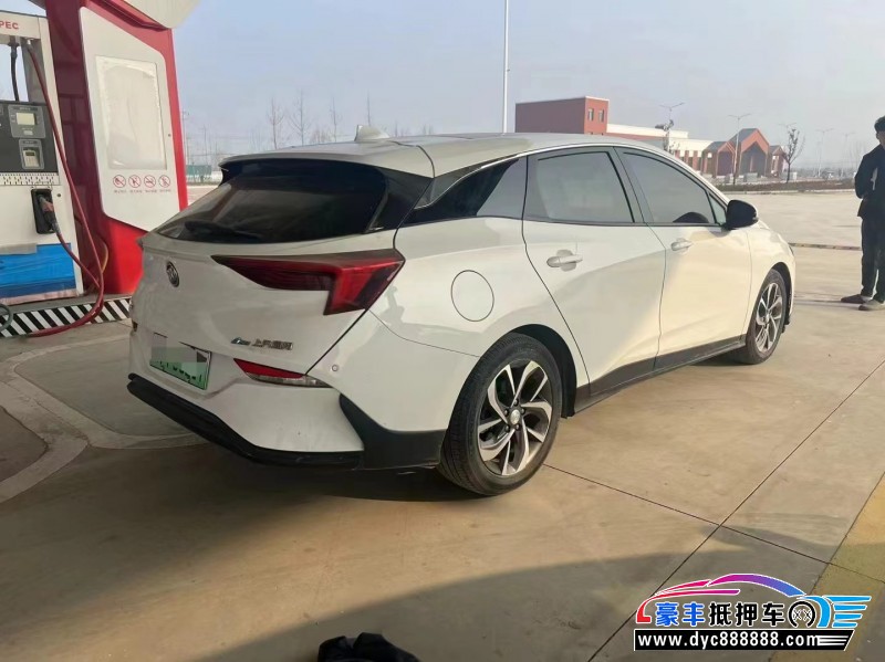 21年别克微蓝轿车抵押车出售