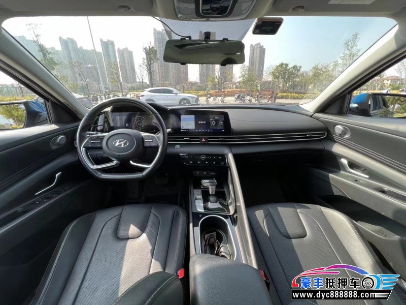 21年现代伊兰特轿车抵押车出售