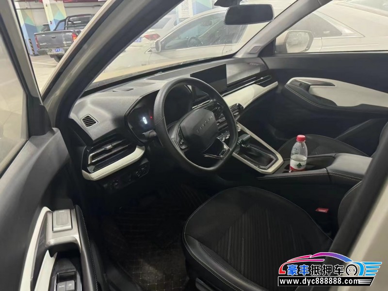 22年宝骏RS3轿车抵押车出售