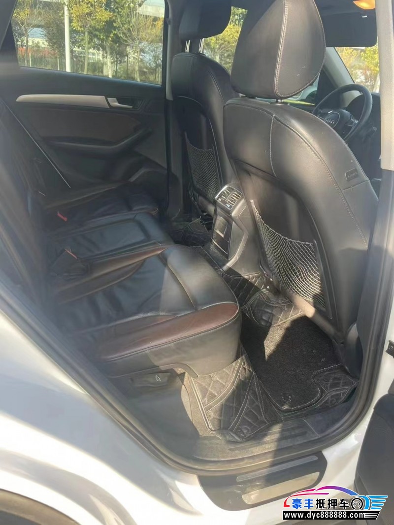 18年奥迪Q3轿车抵押车出售