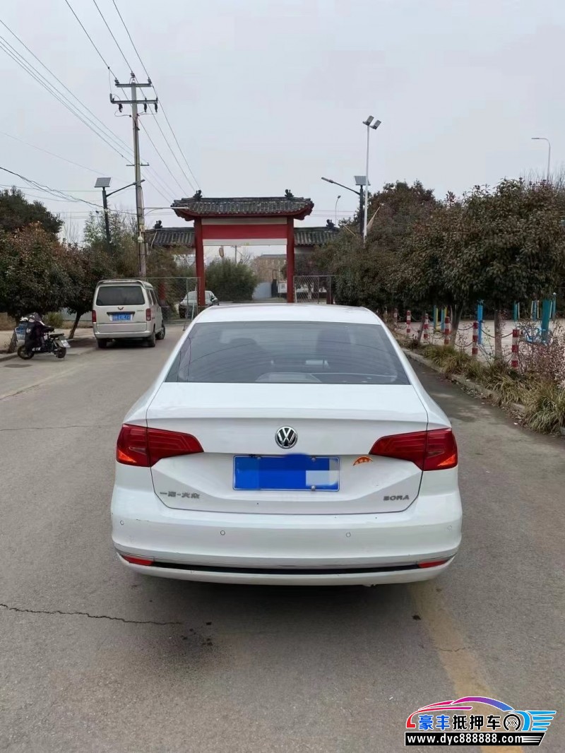 18年大众宝来轿车抵押车出售