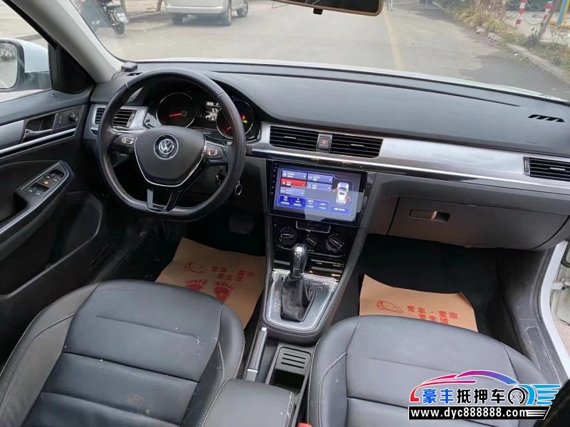 18年大众宝来轿车抵押车出售