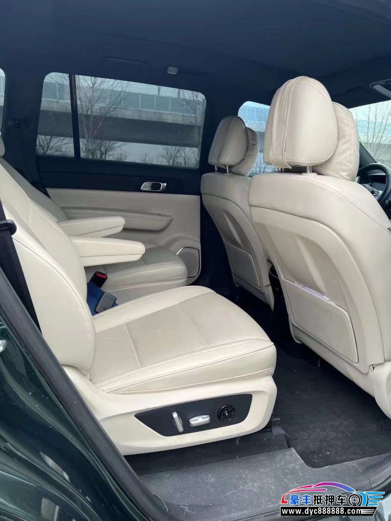 21年理想ONE轿车抵押车出售