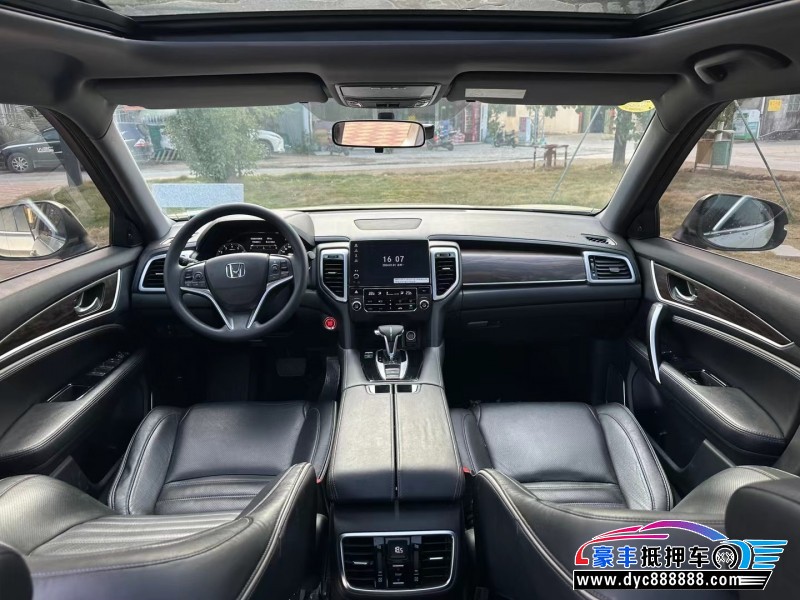 19年本田UR-V轿车抵押车出售