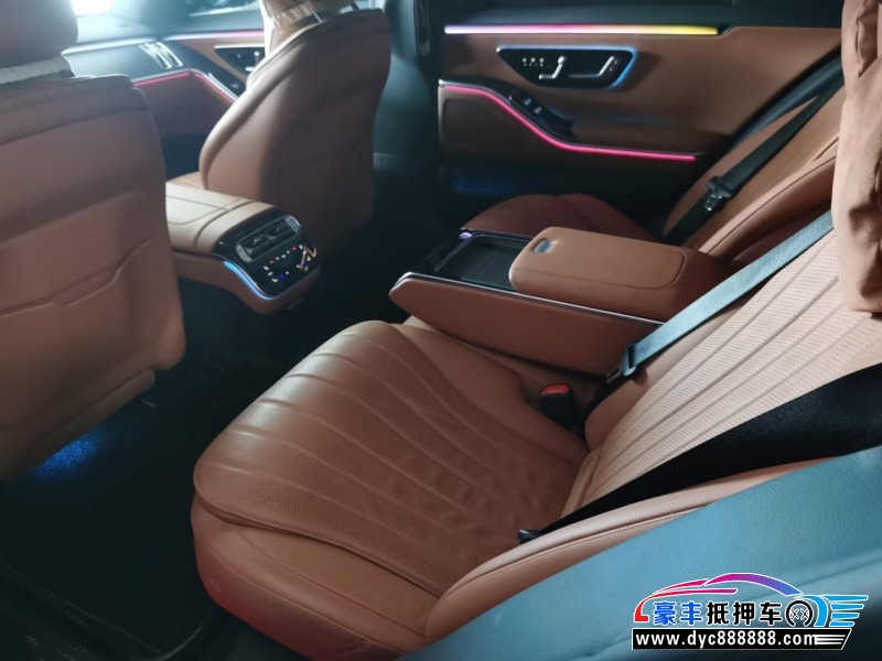 21年奔驰S轿车抵押车出售