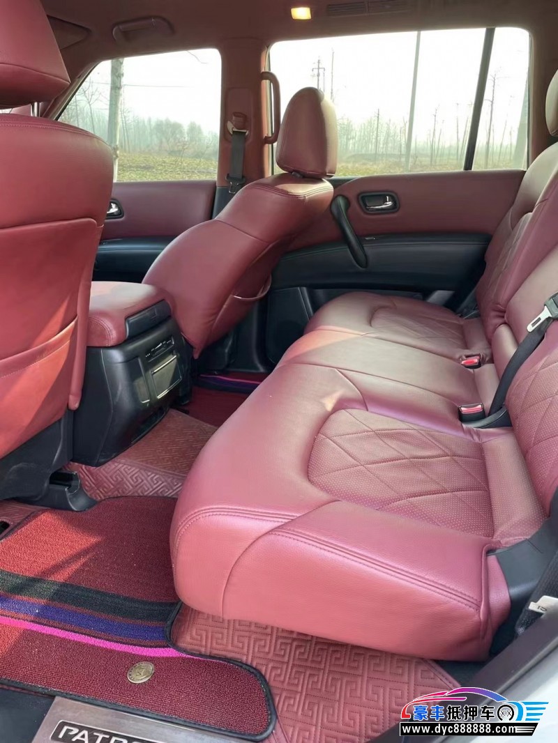 17年日产途乐轿车抵押车出售