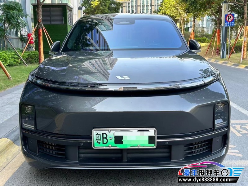 23年理想L8轿车抵押车出售