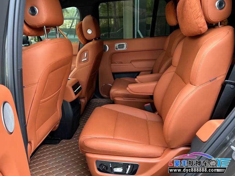 23年理想L8轿车抵押车出售