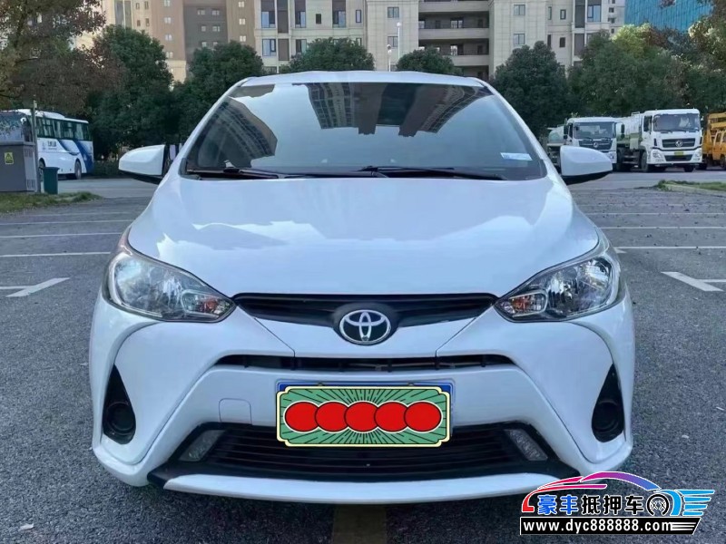 20年丰田致享轿车抵押车出售