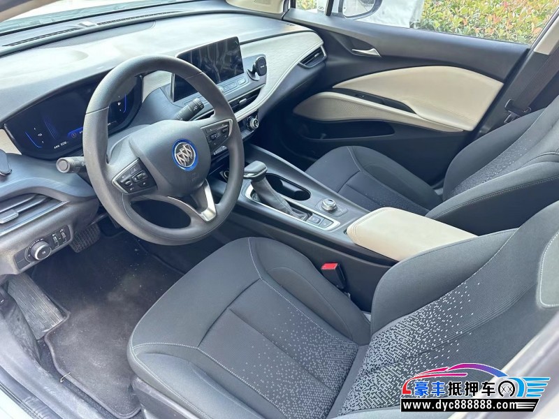 21年别克微蓝轿车抵押车出售