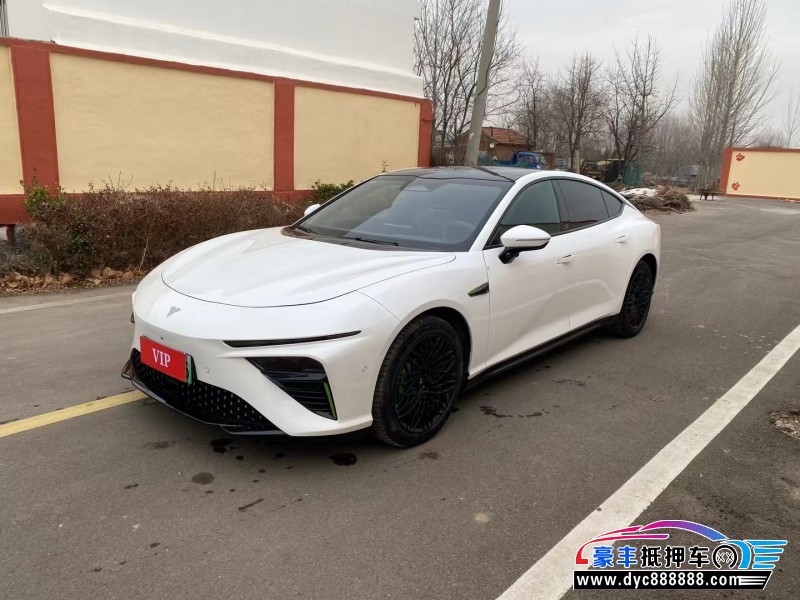 24年哪吒S轿车抵押车出售