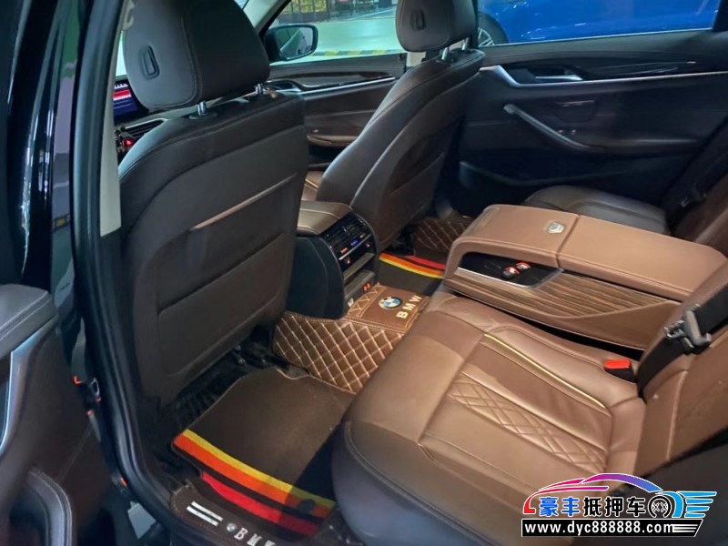 20年宝马5系轿车抵押车出售