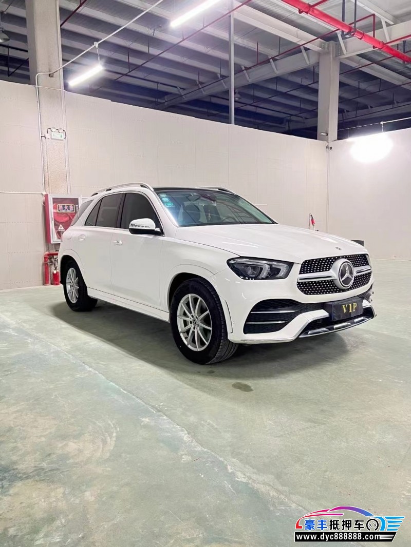 19年奔驰GLE轿车抵押车出售