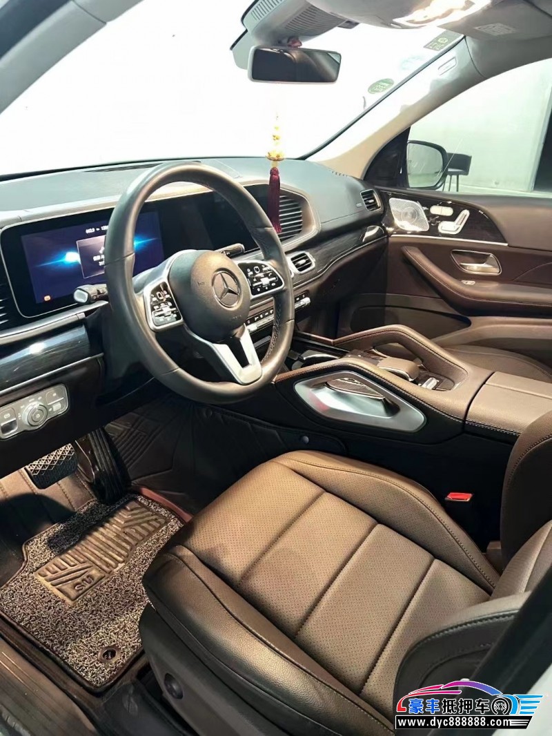 19年奔驰GLE轿车抵押车出售