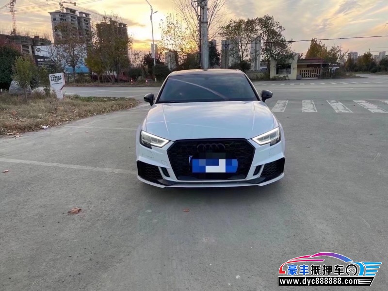18年奥迪A3轿车抵押车出售