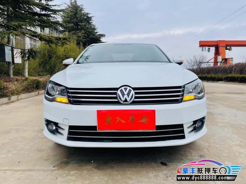14年大众宝来轿车抵押车出售