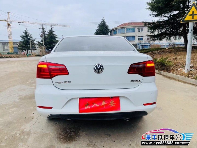 14年大众宝来轿车抵押车出售