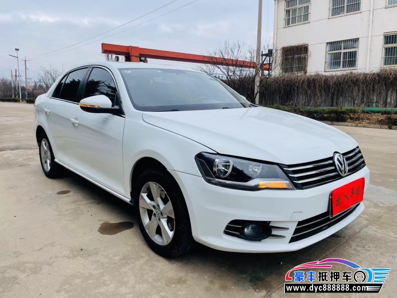 14年大众宝来轿车抵押车出售