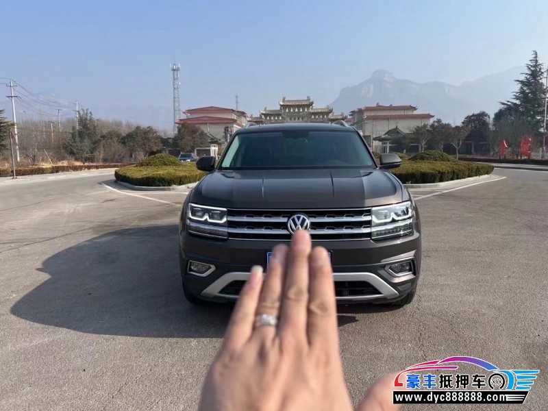 17年大众途昂轿车抵押车出售