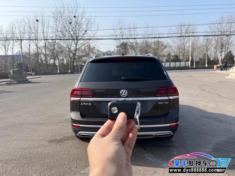 17年大众途昂轿车抵押车出售