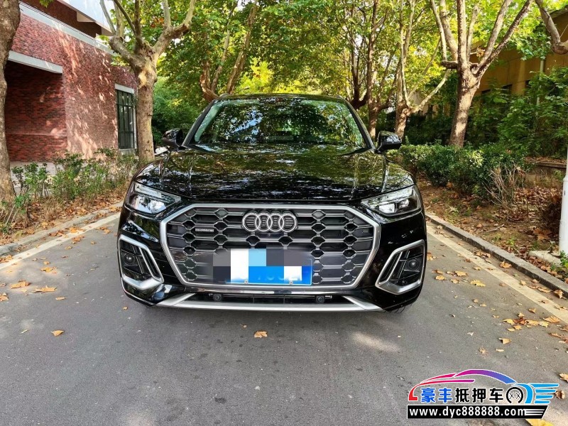 22年奥迪Q5轿车抵押车出售
