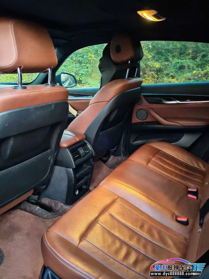 17年宝马X6轿车抵押车出售