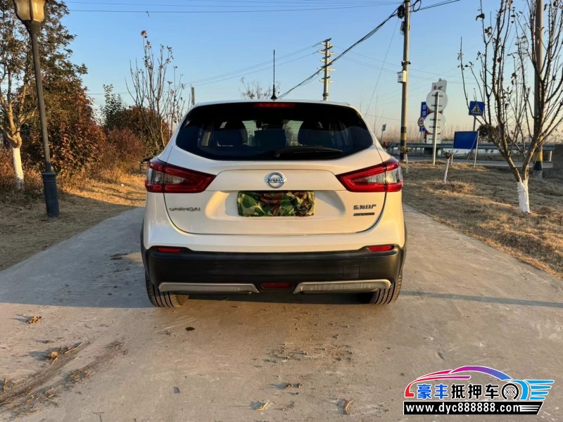 20年日产逍客轿车抵押车出售