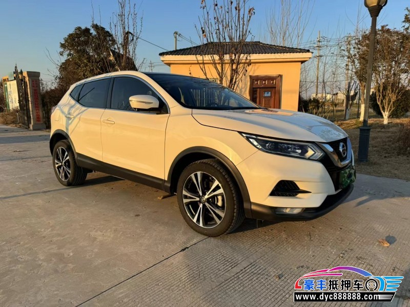 20年日产逍客轿车抵押车出售