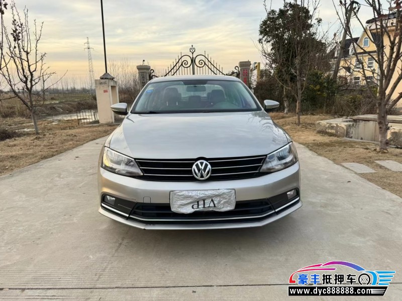 17年大众速腾轿车抵押车出售