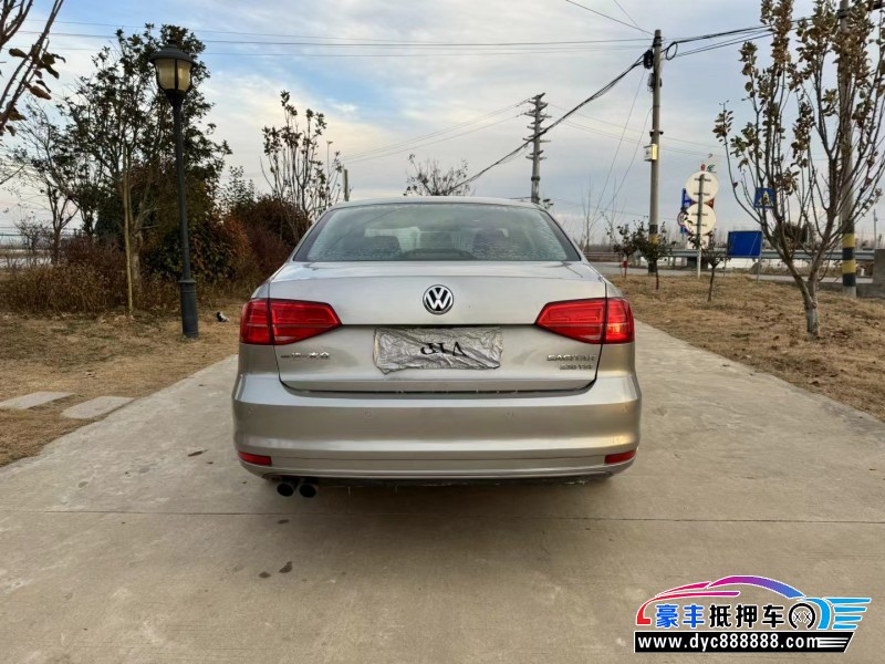 17年大众速腾轿车抵押车出售