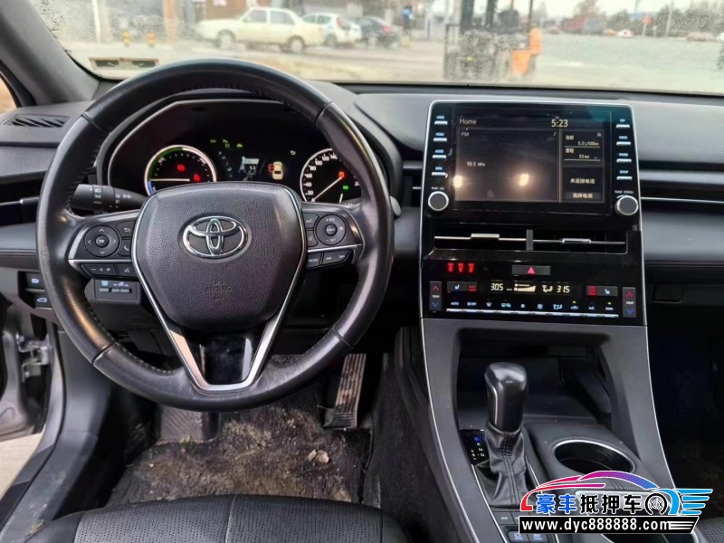 20年丰田亚洲龙轿车抵押车出售