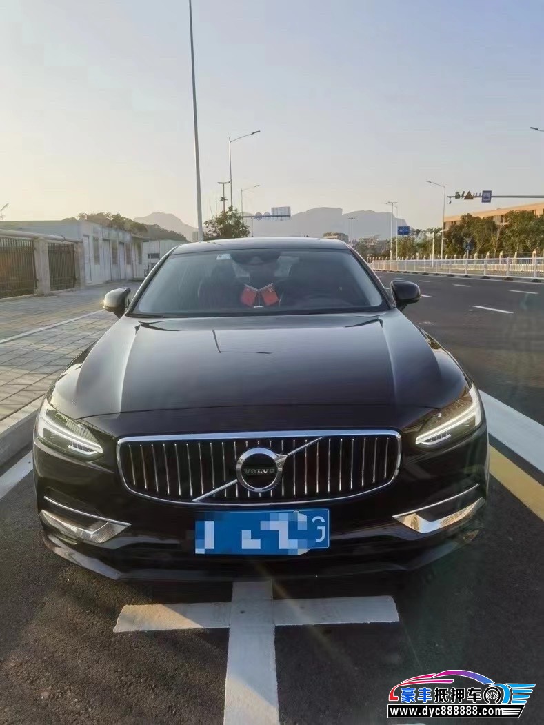 19年沃尔沃S90轿车抵押车出售