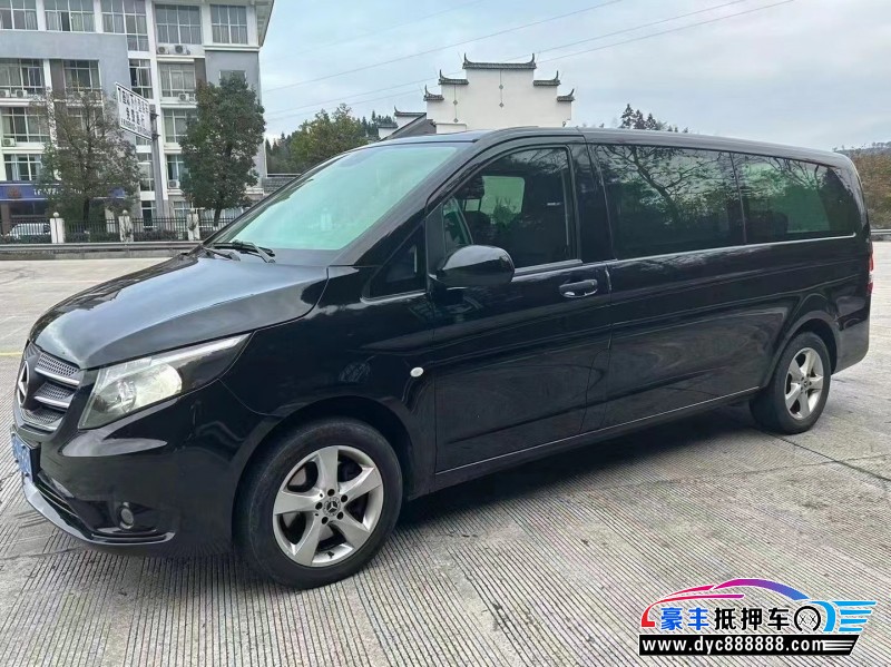 18年奔驰威霆MPV抵押车出售