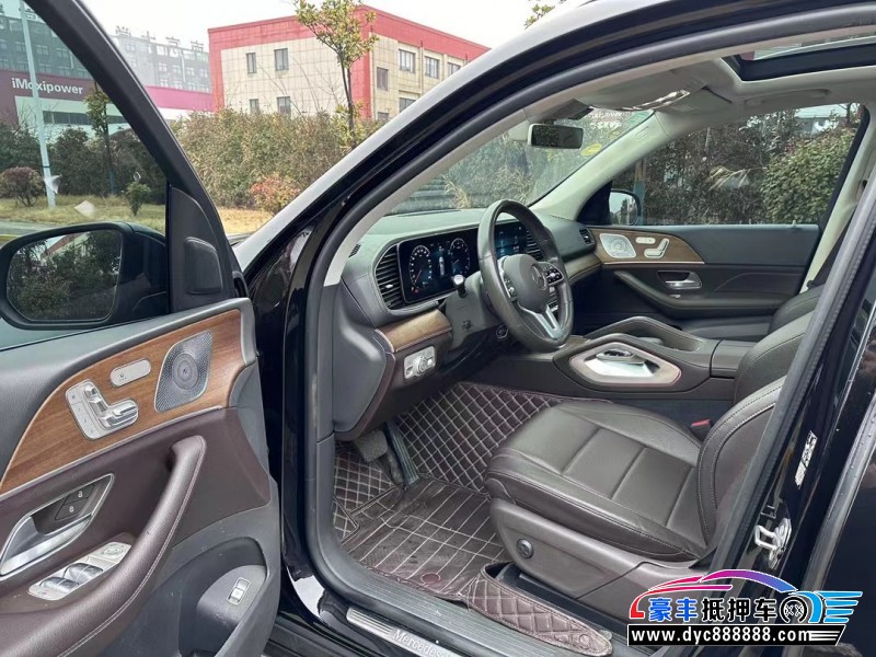 20年奔驰GLE轿车抵押车出售