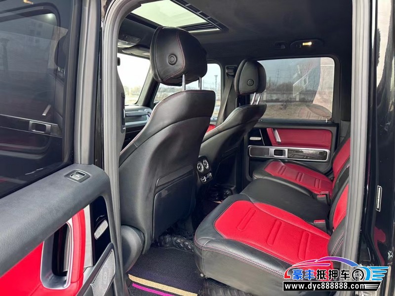 20年奔驰G轿车抵押车出售