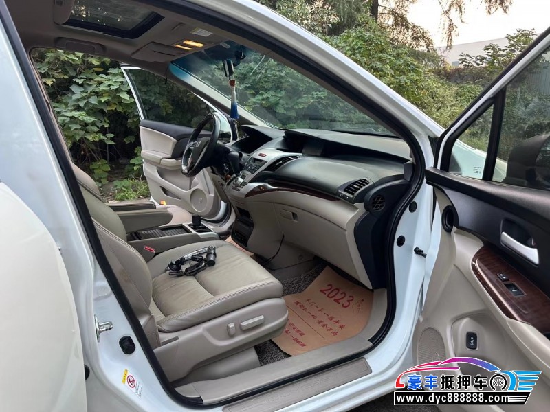 14年本田奥德赛MPV抵押车出售