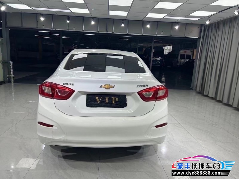 17年雪佛兰科鲁兹轿车抵押车出售
