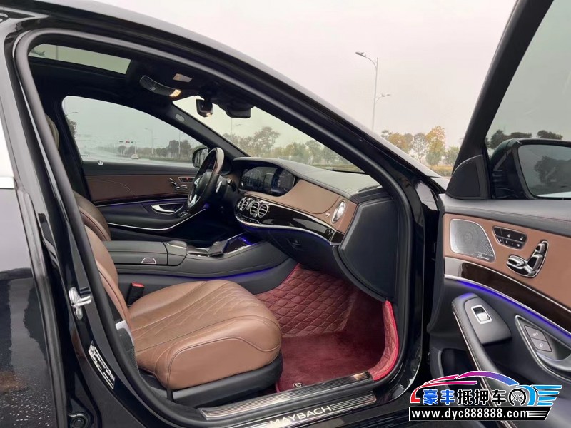 19年奔驰迈巴赫S级轿车抵押车出售