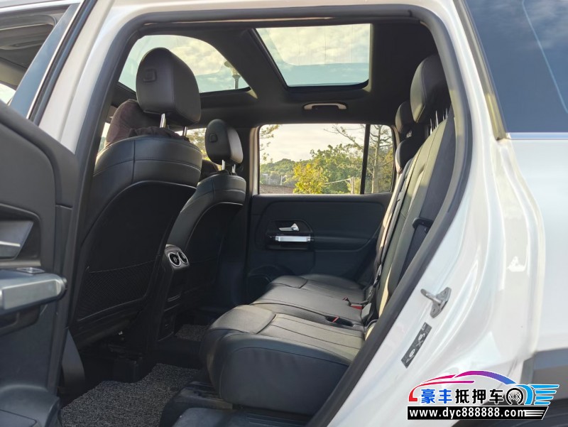 21年奔驰GLB轿车抵押车出售