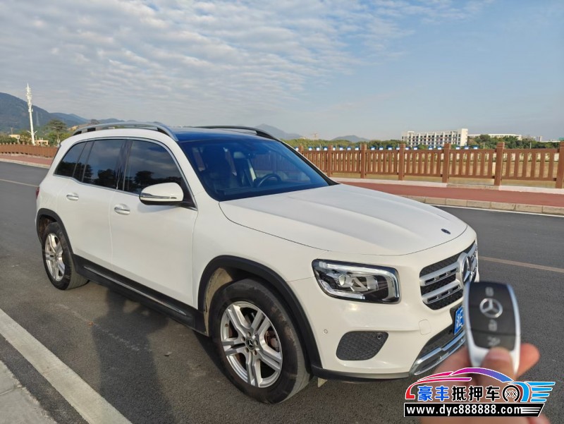 21年奔驰GLB轿车抵押车出售