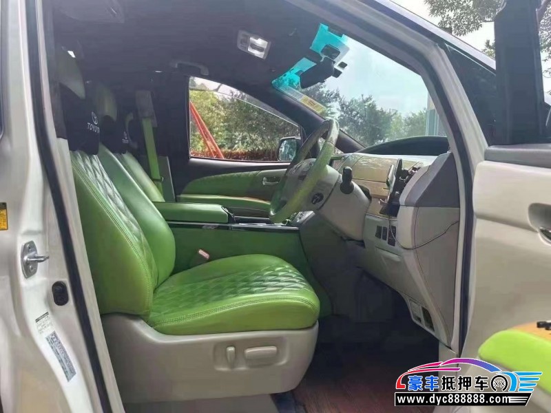 15年丰田普瑞维亚轿车抵押车出售