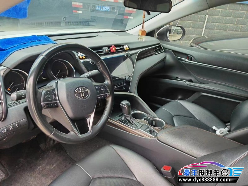 20年丰田凯美瑞轿车抵押车出售