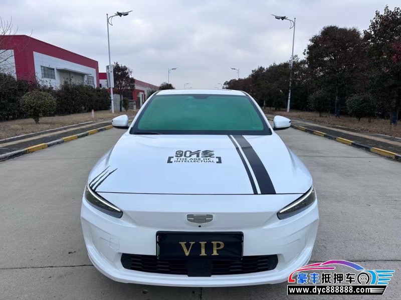 22年吉利几何轿车抵押车出售